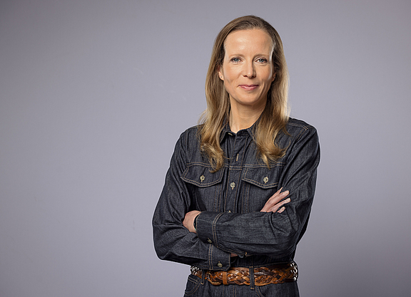 Porträtfoto von Caroline Lodemann, politische Bundesgeschäftsführerin des ADFC
