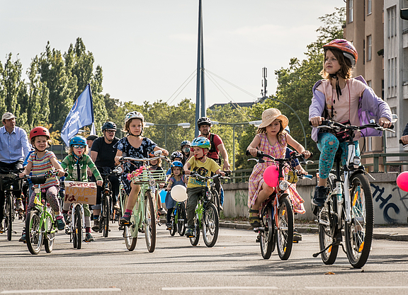 Kidical Mass Berlin: Fahrraddemo für kinder- und fahrradfreundliche Straßen